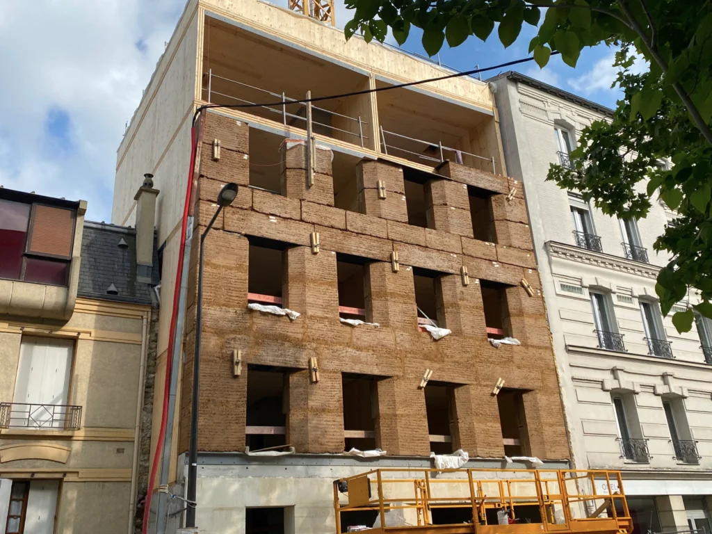 Terrio - Façade auto-porteuse sur 4 étages - Chantier Boulogne Billancourt