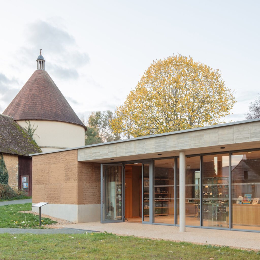 Centre d'interprétation de l'abbaye de Tuffé - Paul Hamelin